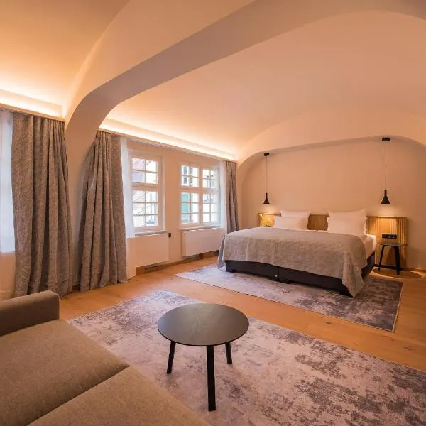 Gutshotel Menterschwaige, hotel v Mnichově