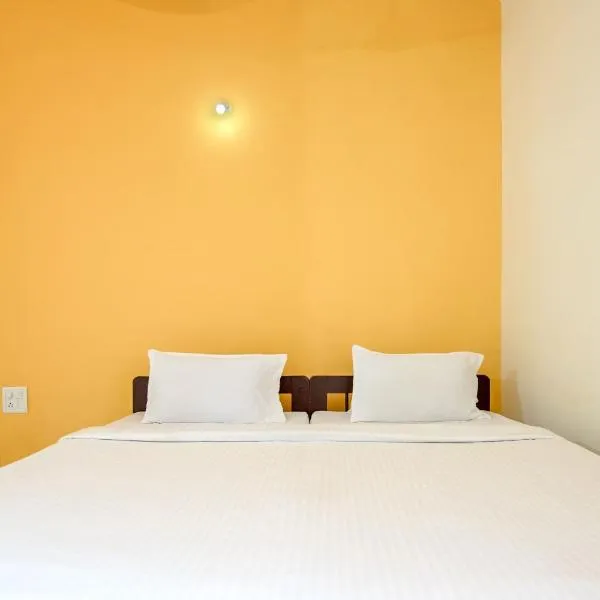 SPOT ON PS Guest House, hotel a Calangute