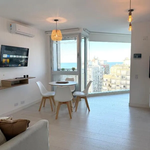Excelente! Vista al mar con cochera y amenities gimnasio, play room y pileta no climatizada, hotel in Mar del Plata