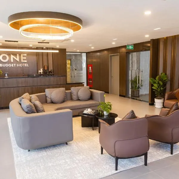 One Budget Hotel, hotel in Krong Poi Pet
