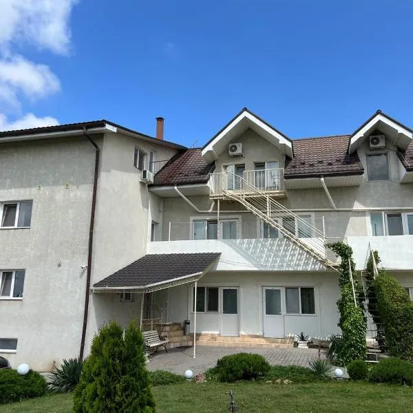 Appartments near 7 km 5001155, hotel in Odesa