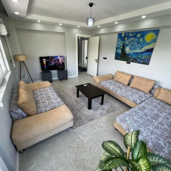 Panorama house, hotel in Denizli