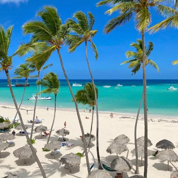 CARIBBEAN ROOFTOP POOL Ducassi HOTEL BEACH CLUB & SPA, hotel in Punta Cana
