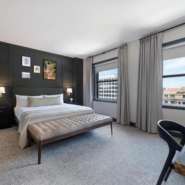 The Sam Houston Hotel, Curio Collection by Hilton, hotel in Houston