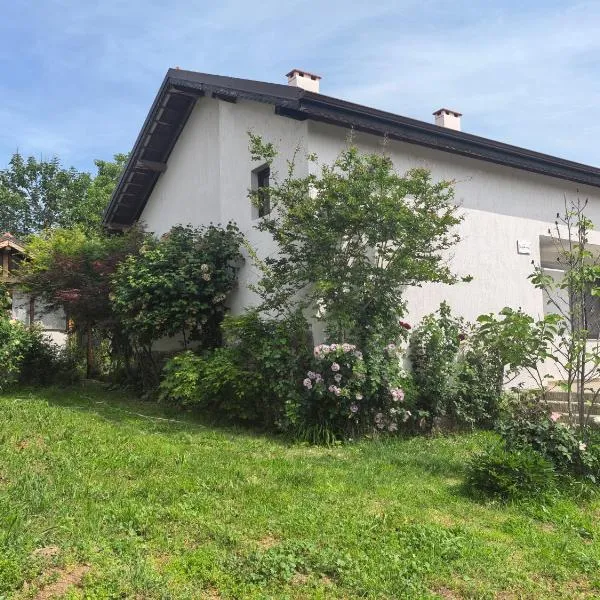 Харизма, hôtel à Hisarya