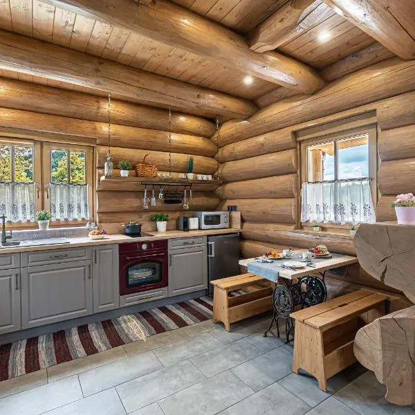 Bándi Kuckó, Hotel in Bánd