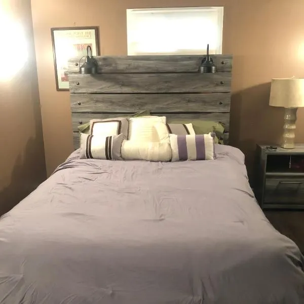 Quiet Harrisburg home, hotel in Harrisburg