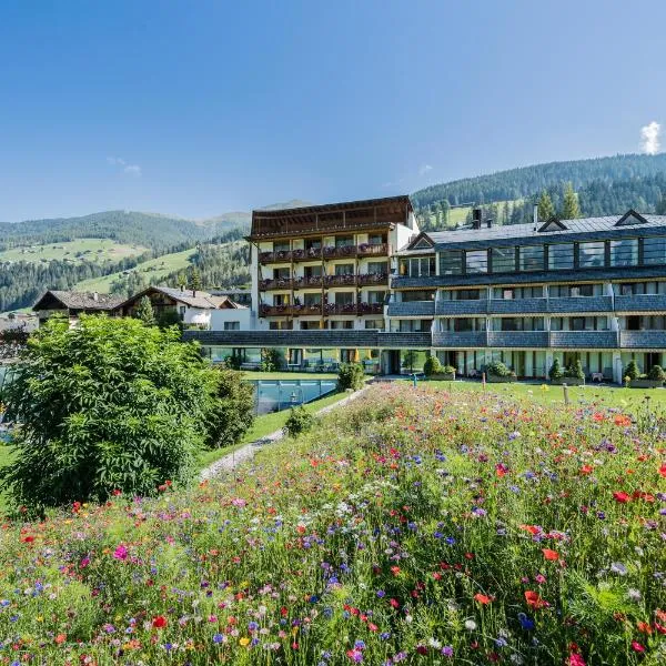 Family Resort Rainer Sexten，塞斯托的飯店
