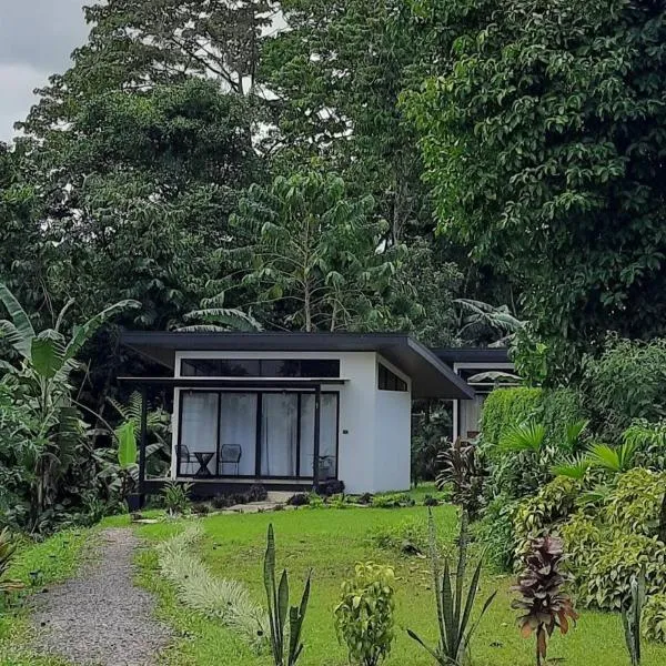 Natura Bungalows, hotel v destinaci Fortuna