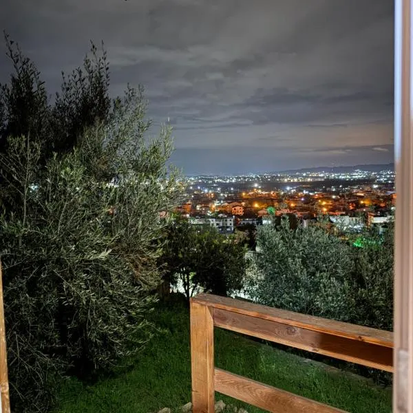 Jupis Chalet-City View Getaway, hotel in Durrës