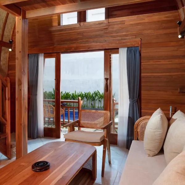 Luh Adi Villa 3, Modern Balinese wooden house close to Uluwatu, hôtel à Uluwatu