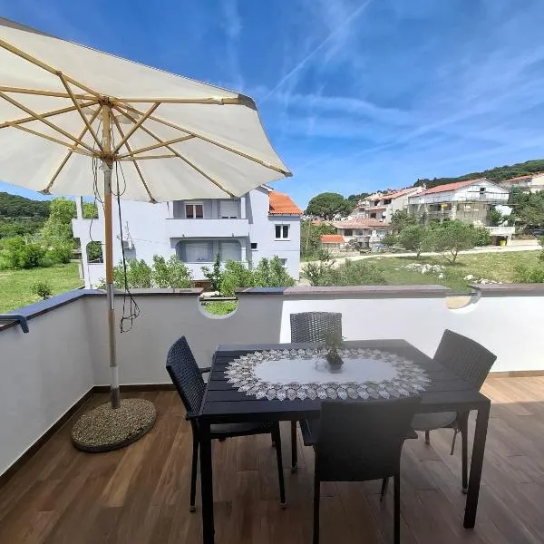 Marija šimičić, Hotel in Rab