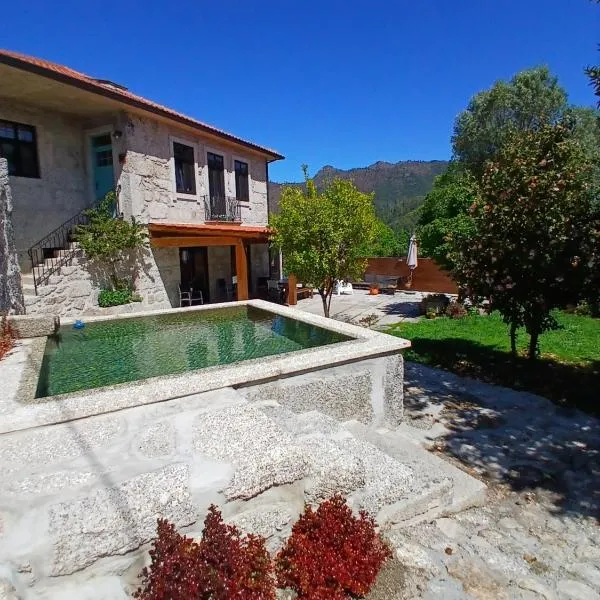 Villa Dos Santos - Gerês Country House, hotel en Gerês