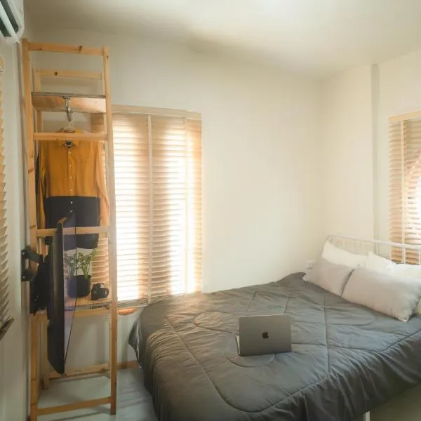 Uncle NID Hostel、ラートクラバンのホテル