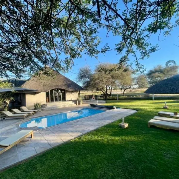 Avenir Safari Group, hotel in Okahandja