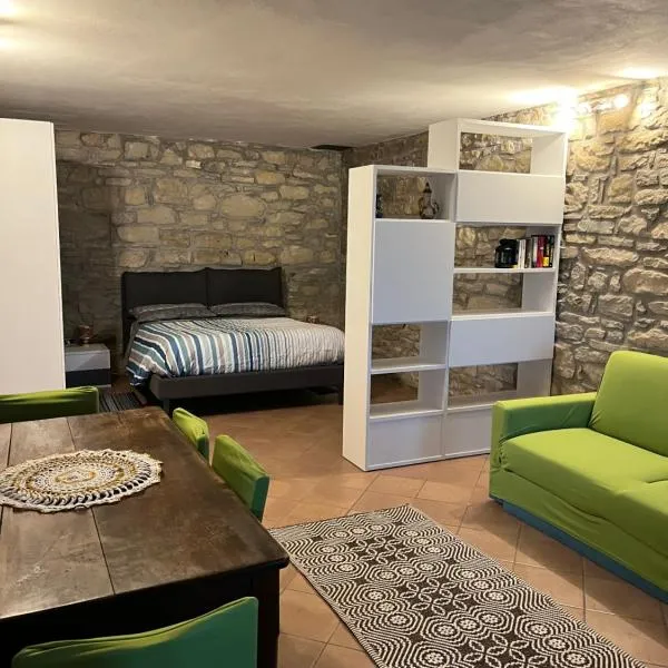 Casa Lazzarini b&b, hotel in Montecenere
