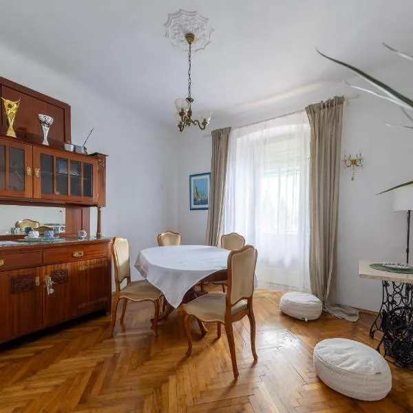 Casa Tradizionale Volosko, khách sạn ở Opatija