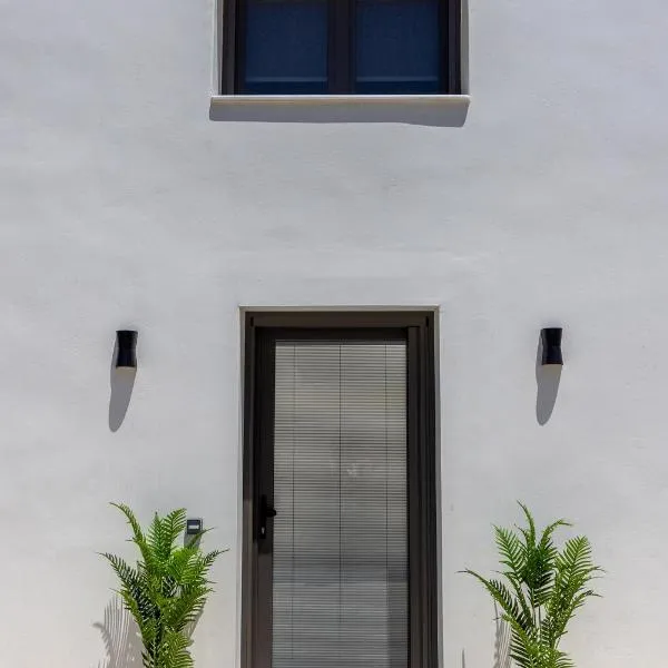 Raffar luxury houses Chora II, hotel in Tinos Town