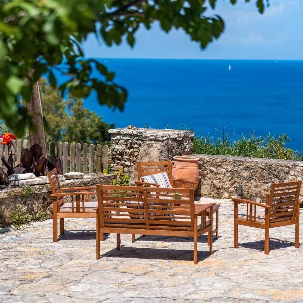 Old manor house, hôtel à Sivota