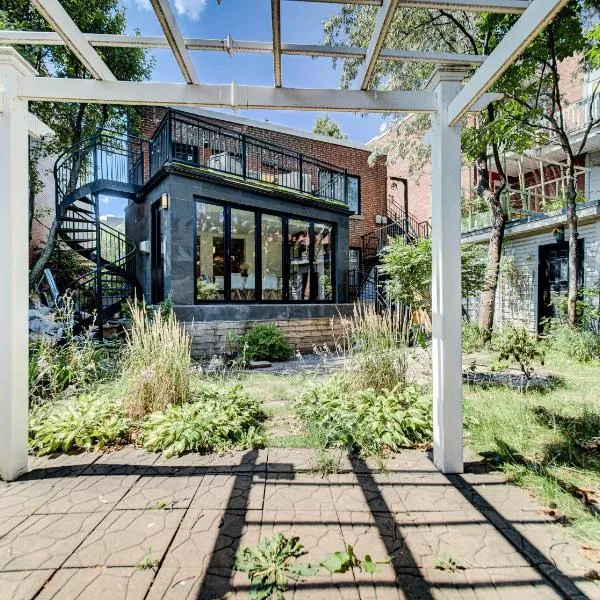 Amazing 4-Bedrooms in Homa Montreal 20, hotel in Montreal