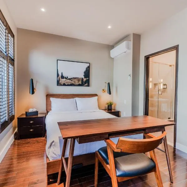 Self Check-In Boutique Hotel - Quartier latin - Room 302, hotel in Montreal