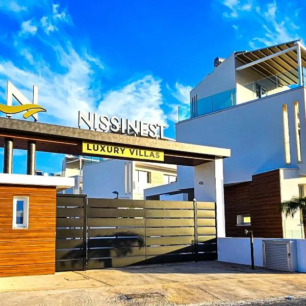 Nissinest Luxury Villas, hotel em Agia Napa
