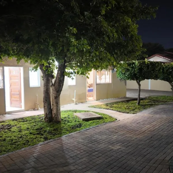Bungalow Guest House Phase 4, Hotel in Gaborone