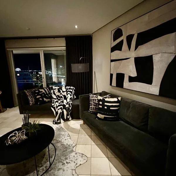 V&A WATERFRONT CAPE TOWN The most secure and luxurious 3 bedroom apartment with views from ALL the rooms !, Hotel in Kapstadt