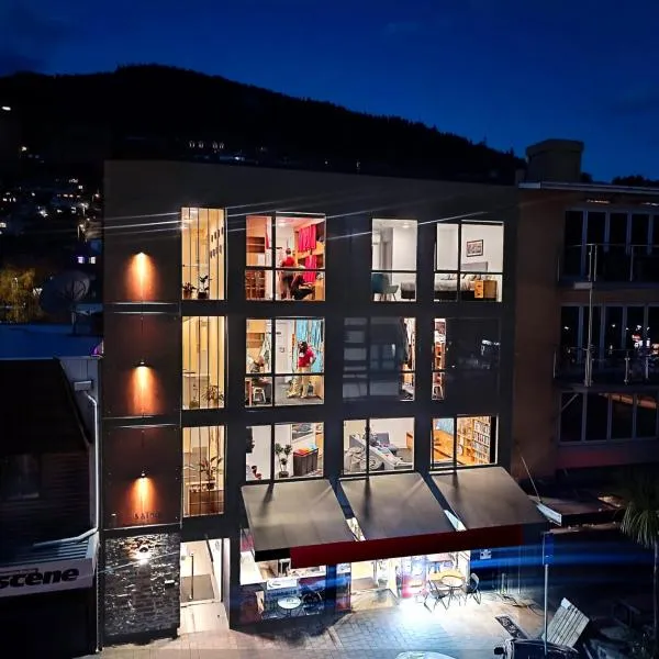 Adventure Q2 Hostel, Hotel in Queenstown