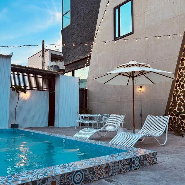 墾丁恆春包棟 l 洛夫特Looft民宿, Hotel in Altstadt von Hengchun