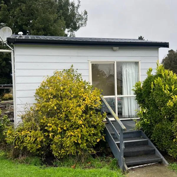 Green Hayes Estate Rentals - Green Hayes Cabin โรงแรมในTemuka