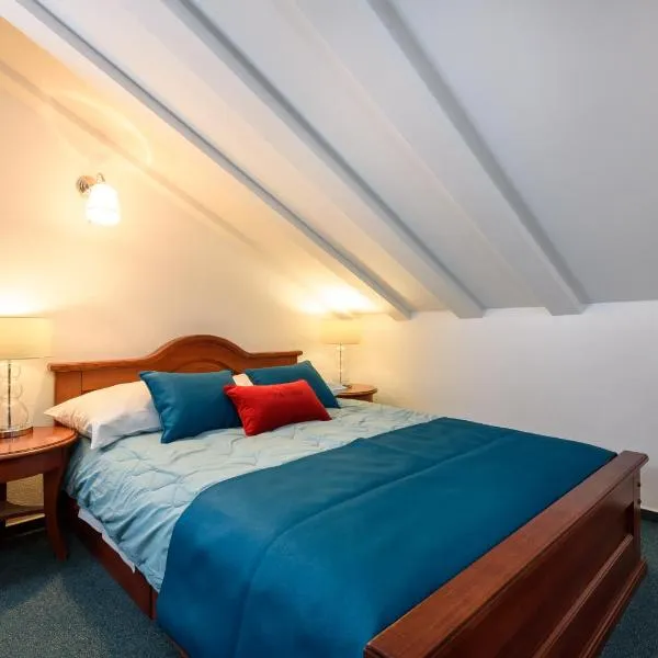 Villa Meri, hotel in Trogir