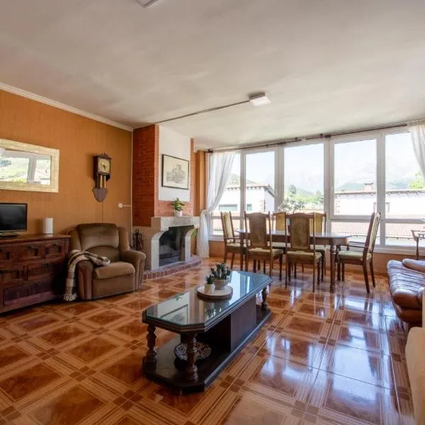 La casa de Chachi, Hotel in Potes