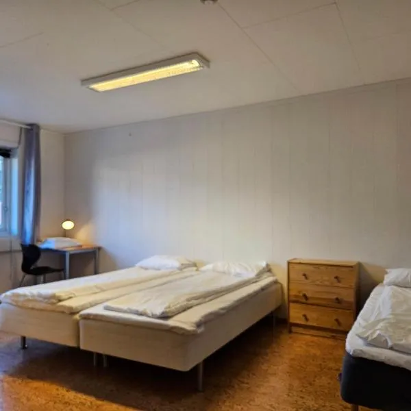 Twin room 207 near Kristiansand, hôtel à Vennesla