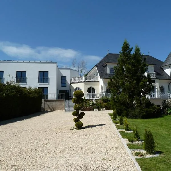 Gästehaus Villa Casamia,位于施马尔卡尔登的酒店