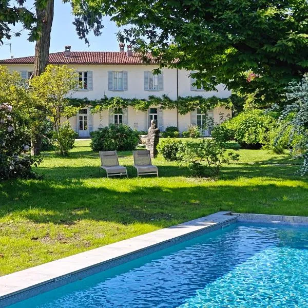 Dandelion Como Suites & Park, hotell sihtkohas Villa Guardia