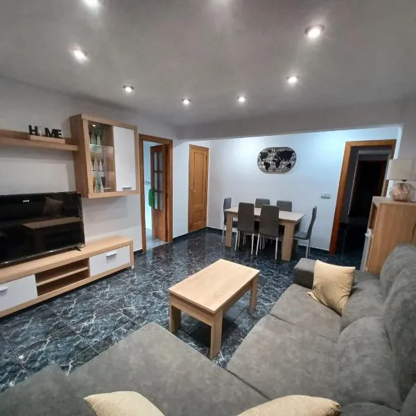 piso tres habitaciones, hotel di Valencia
