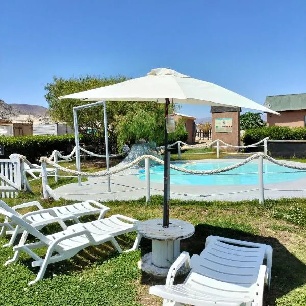 Portofino Surf Camp, hotel v destinaci Chañaral