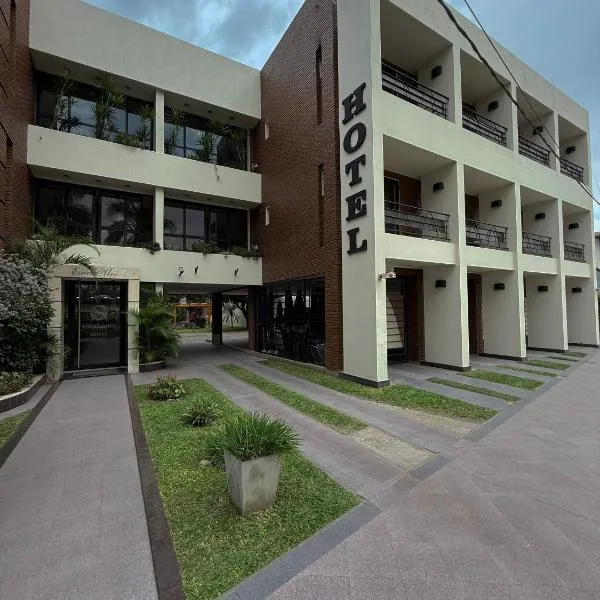 Hotel Escala Uno, хотел в Санто Томе