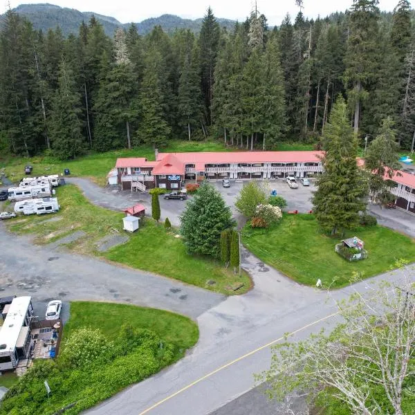 Pioneer Inn by the River, hotel in Port Hardy