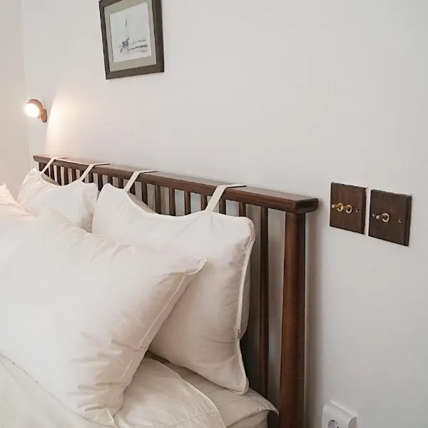 경주 하얀달집, hotel v destinaci Kjongdžu