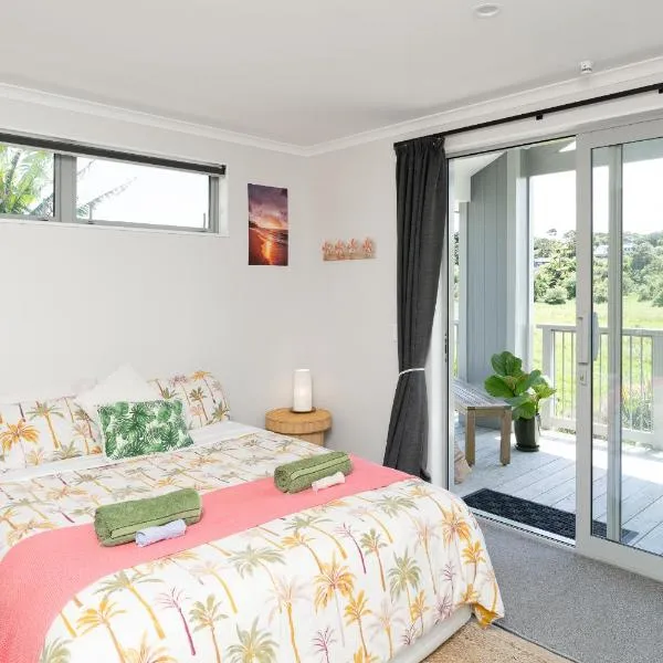 Banana Bungalow Studio, hotell sihtkohas Raglan