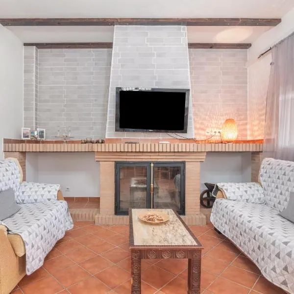 Casa rural Montemayor, hotel v destinaci Moguer