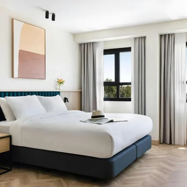Sonder by Marriott Bonvoy Sofia Apartments Atocha, hotel in Madrid