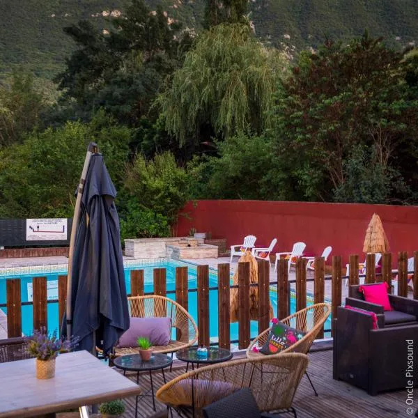 Camping Domaine de la GAUTIERE, hotell sihtkohas La Penne-sur-lʼOuvèze