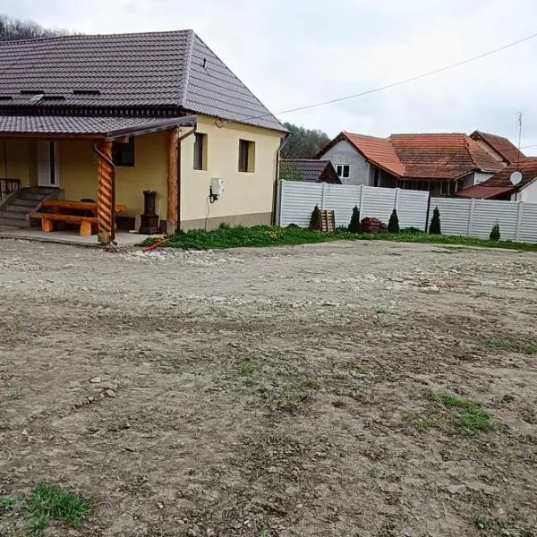 Cazare Valea Dinozaurilor, hôtel à Sibişel