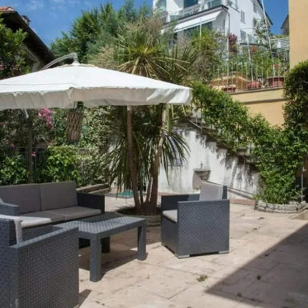 Small Luxury Bed & Breakfast, ξενοδοχείο στη Λα Σπέτσια