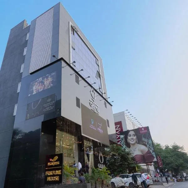 Magnus Fortune House Business Hotel , Magarpatta, hotel in Pune