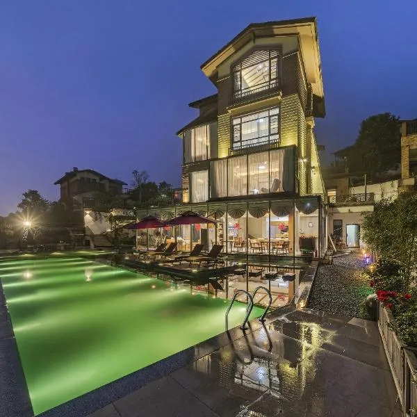 Zhangjiajie Lakescape Hotel-Free airport pick-up，位于张家界的酒店