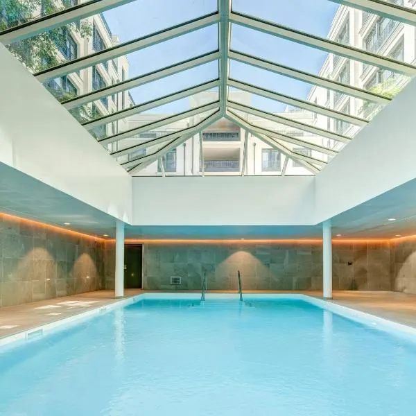 Quality Suites Val d'Europe, hotel v destinaci Chessy